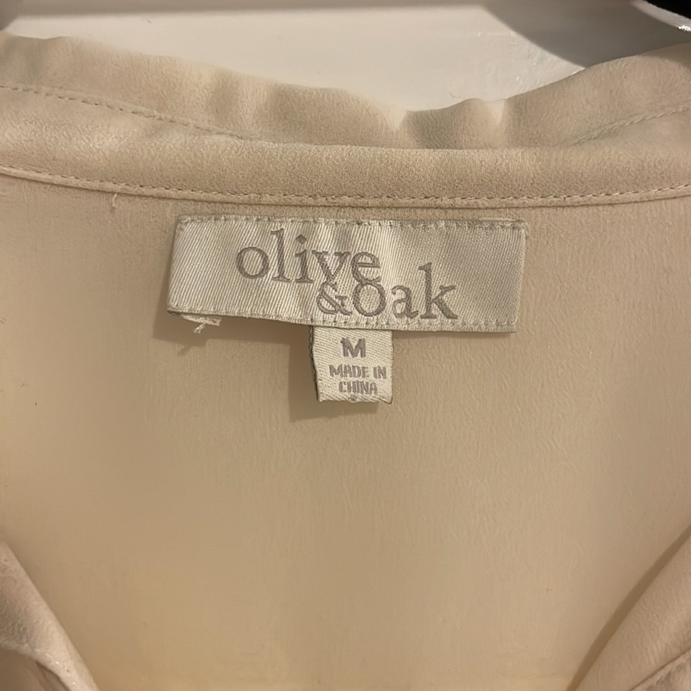 Cream button down blouse - Picture 3 of 4